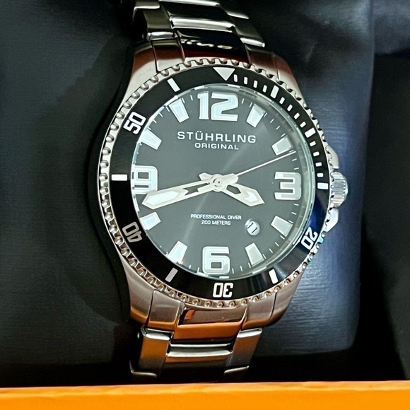 Stuhrling Aquadiver Date Sport Diver Luxury Designer Watch - Picture 3 of 7